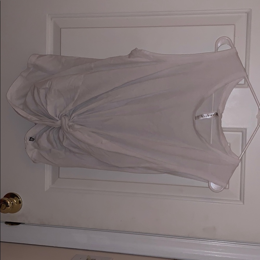 Fabletics White Knotted Workout Tank